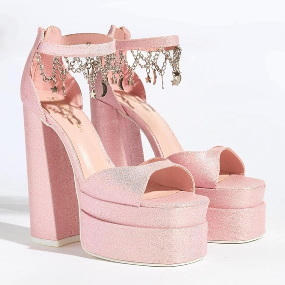 Glamorous Pink Platform Heels with Chain Detail - Picture 1 of 4